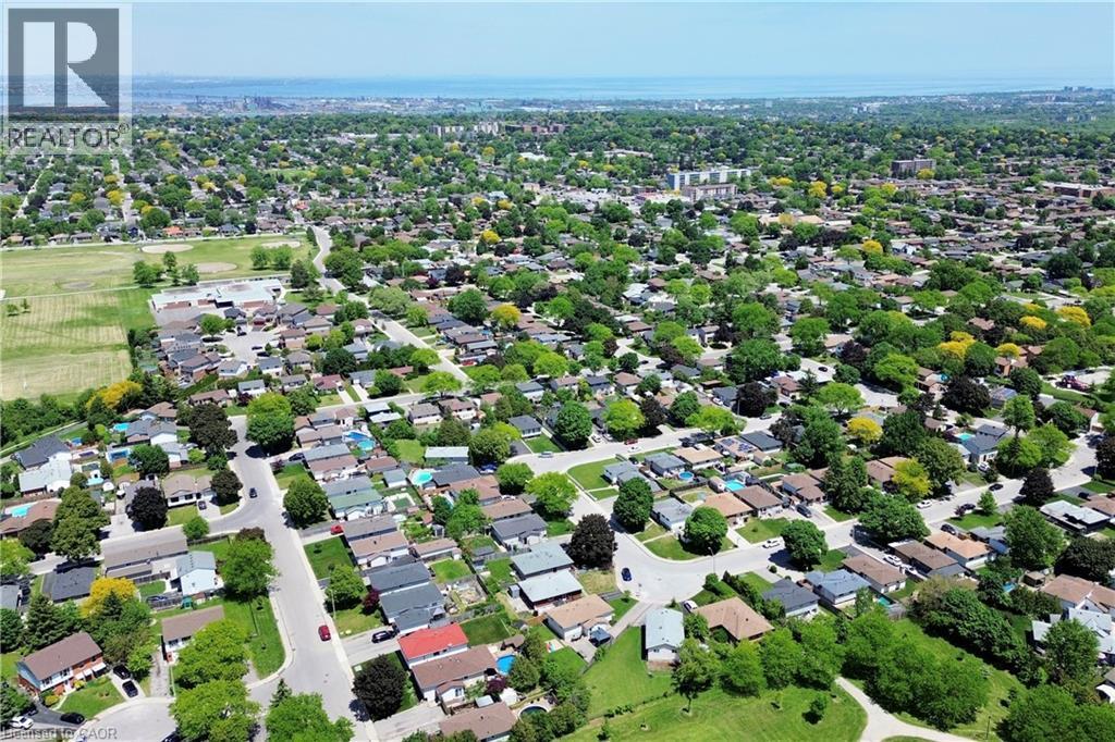 76 Boston Crescent, Hamilton, ON