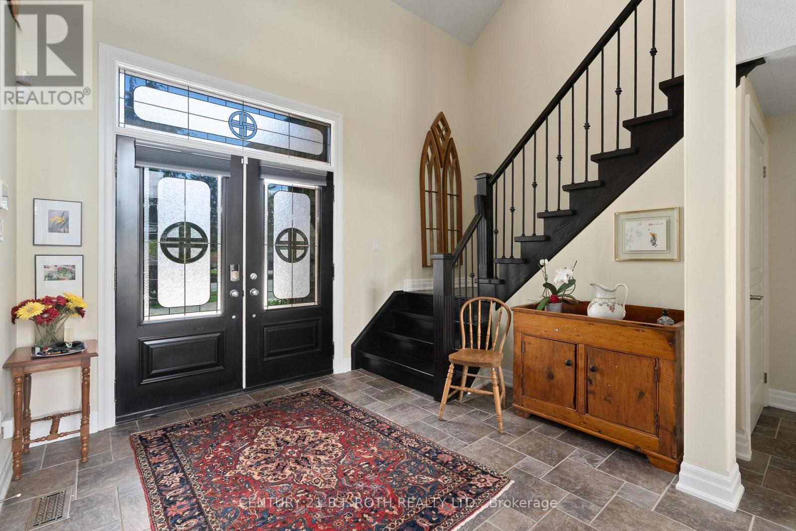 Impressive foyer - 75 Marine Drive, Innisfil, ON