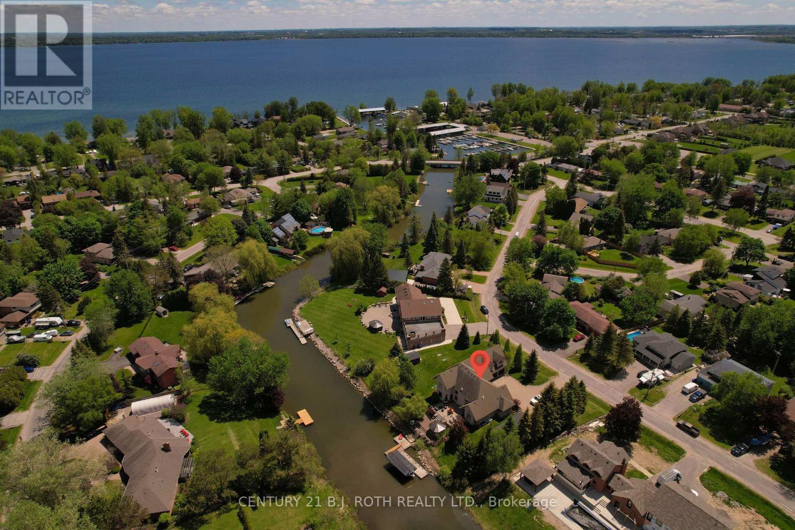 Short boat ride to open water - 75 Marine Drive, Innisfil, ON