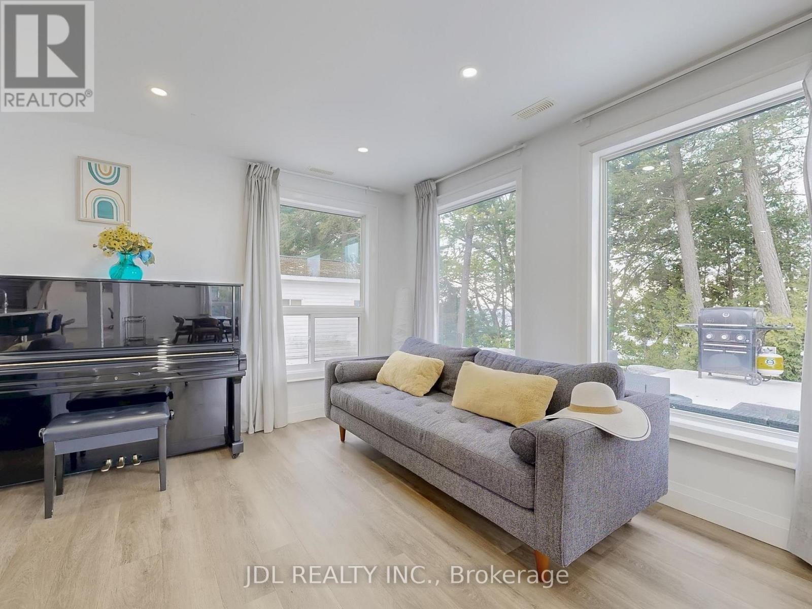 25220 Maple Beach Road, Brock, ON