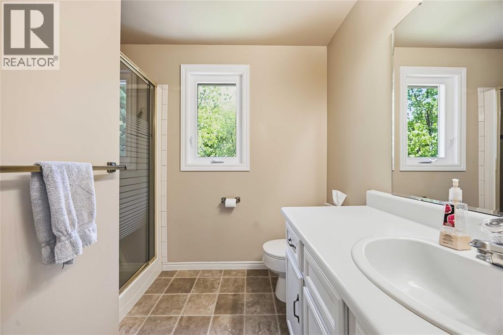 1722 Trinity Crescent, Sarnia, ON
