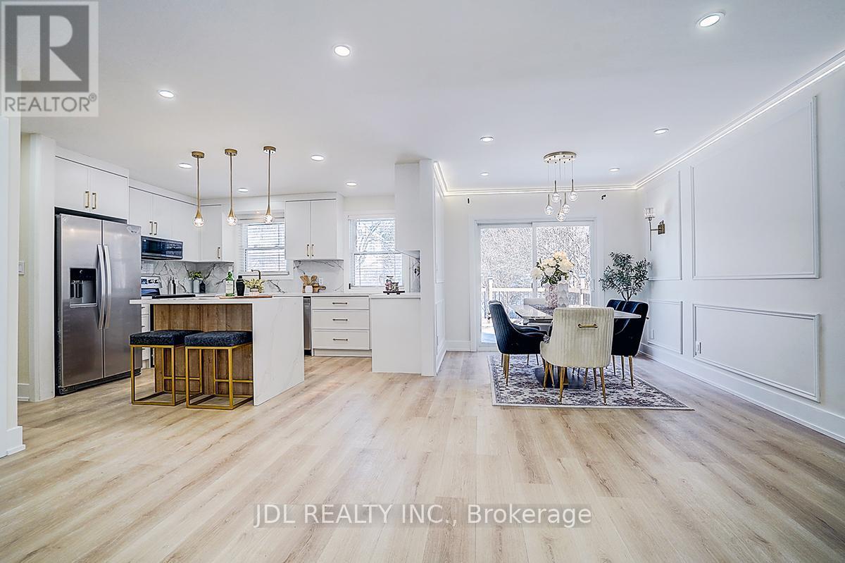 15 Crossburn Drive, Toronto, ON