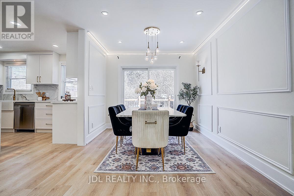 15 Crossburn Drive, Toronto, ON