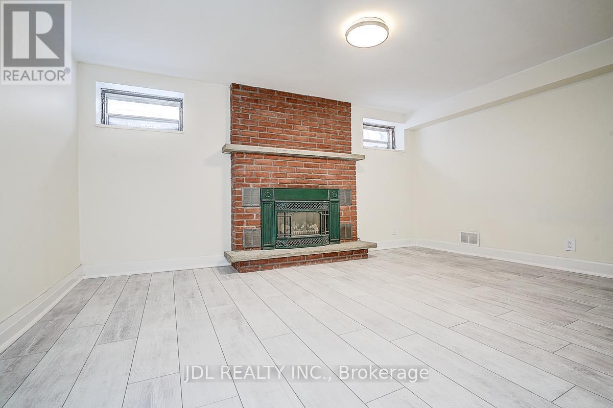 15 Crossburn Drive, Toronto, ON