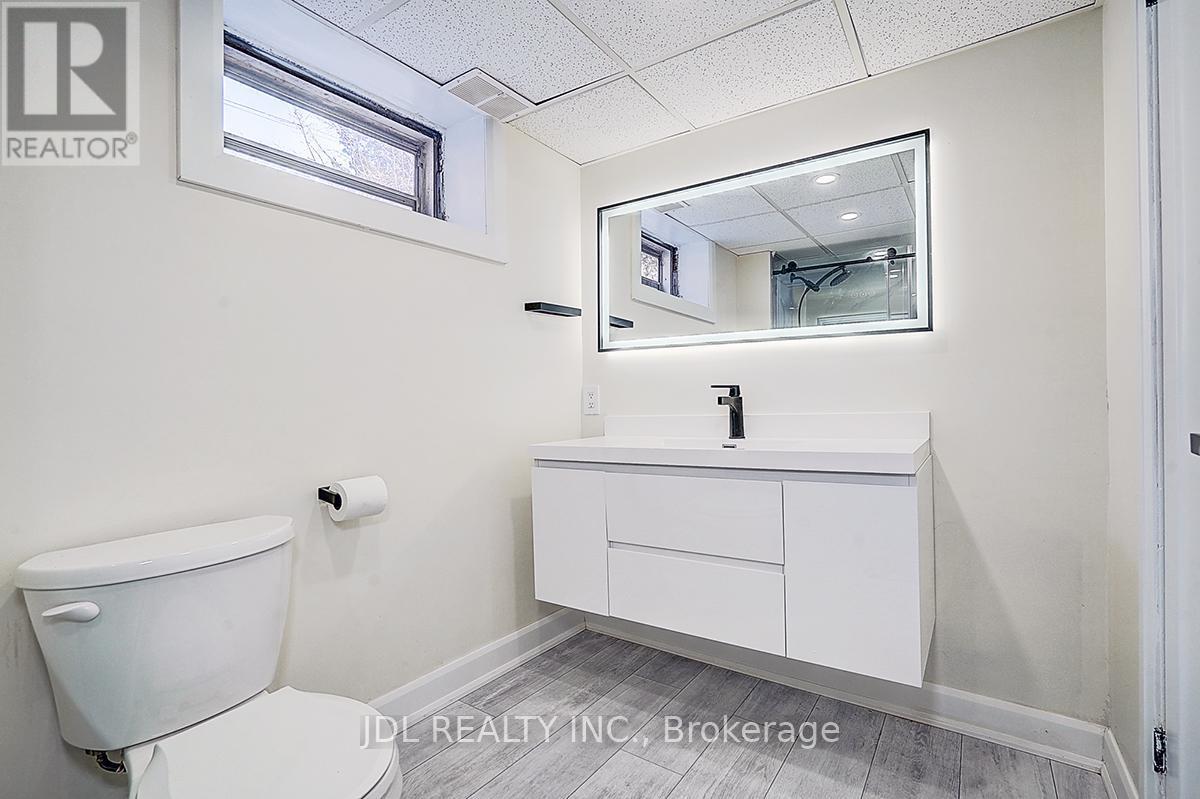 15 Crossburn Drive, Toronto, ON