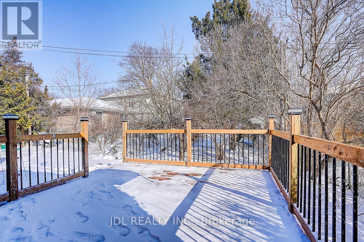 15 Crossburn Drive, Toronto, ON