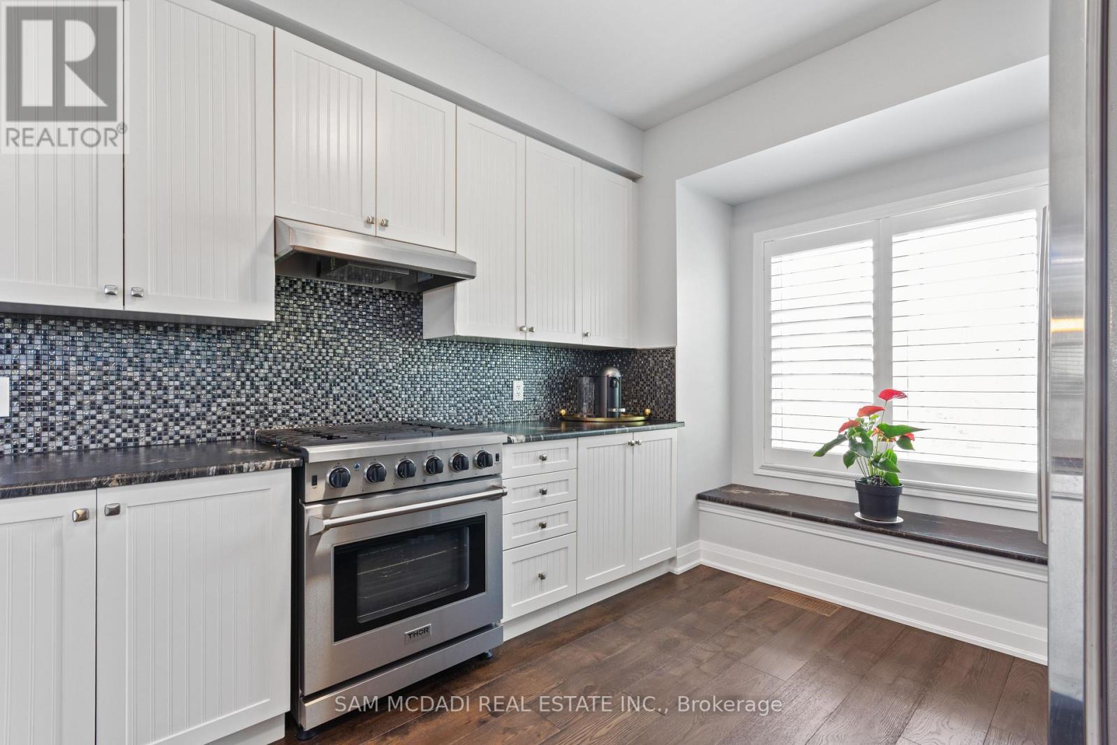 38 - 6625 Falconer Drive, Mississauga, ON