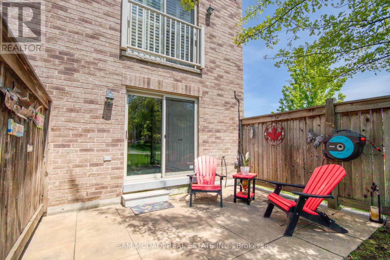 38 - 6625 Falconer Drive, Mississauga, ON