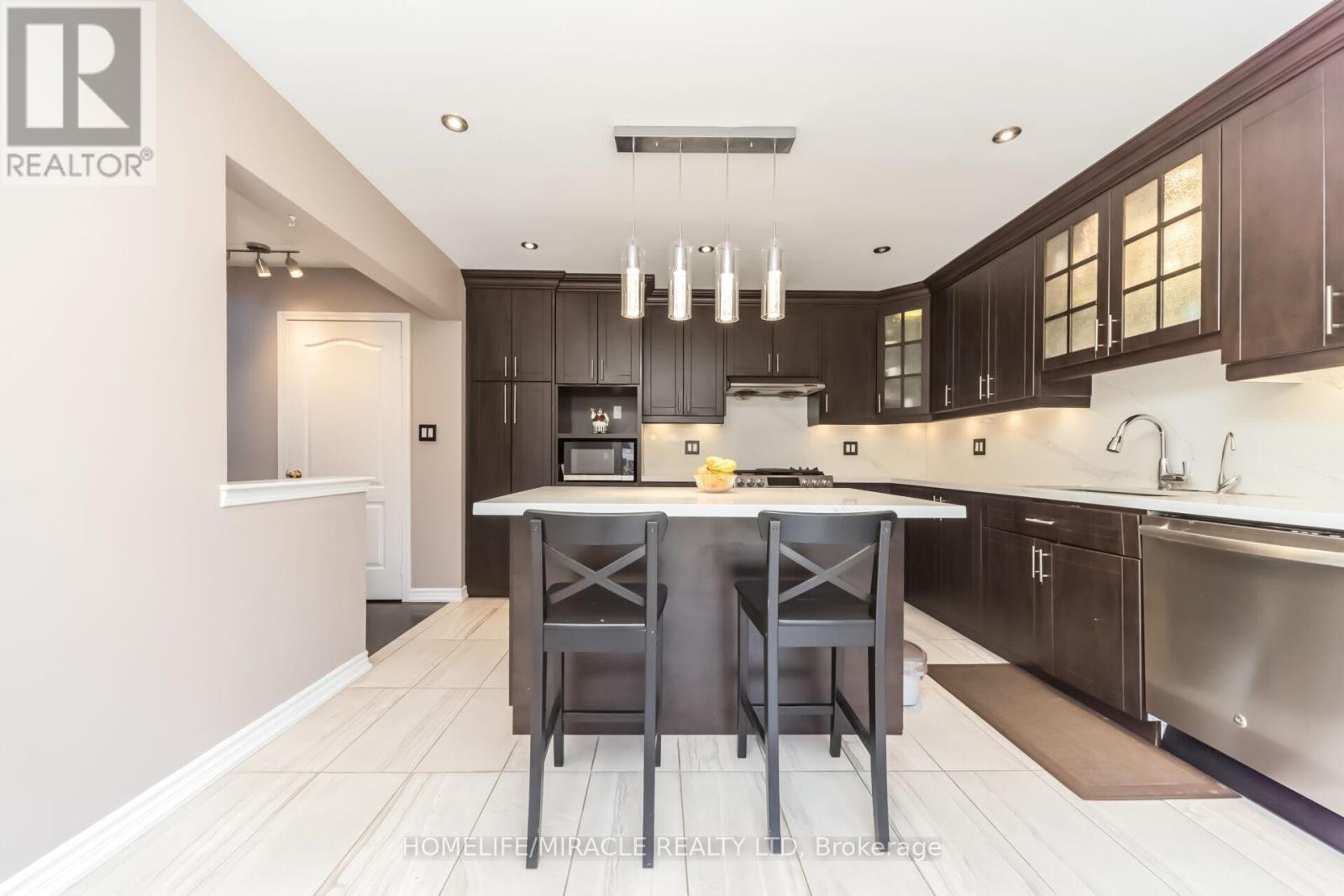 3 White Road, Brampton, ON