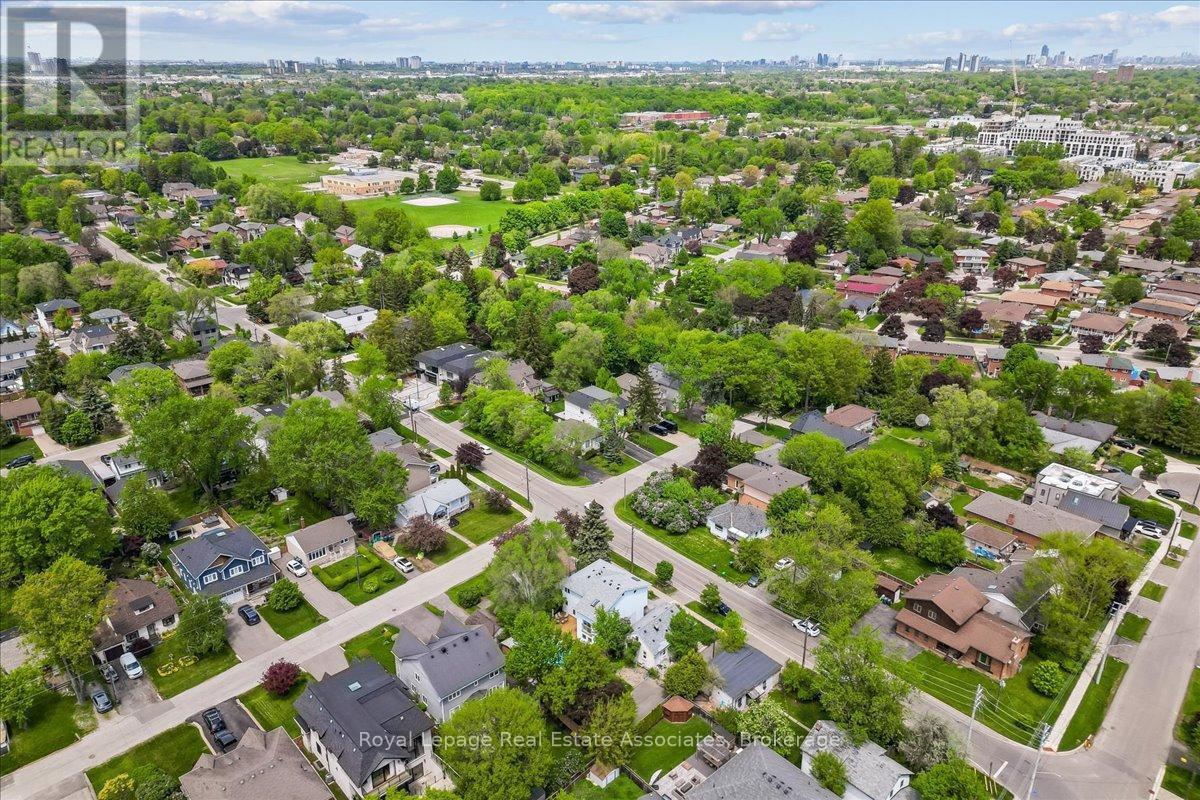 Area - 1168 Canterbury Road, Mississauga, ON