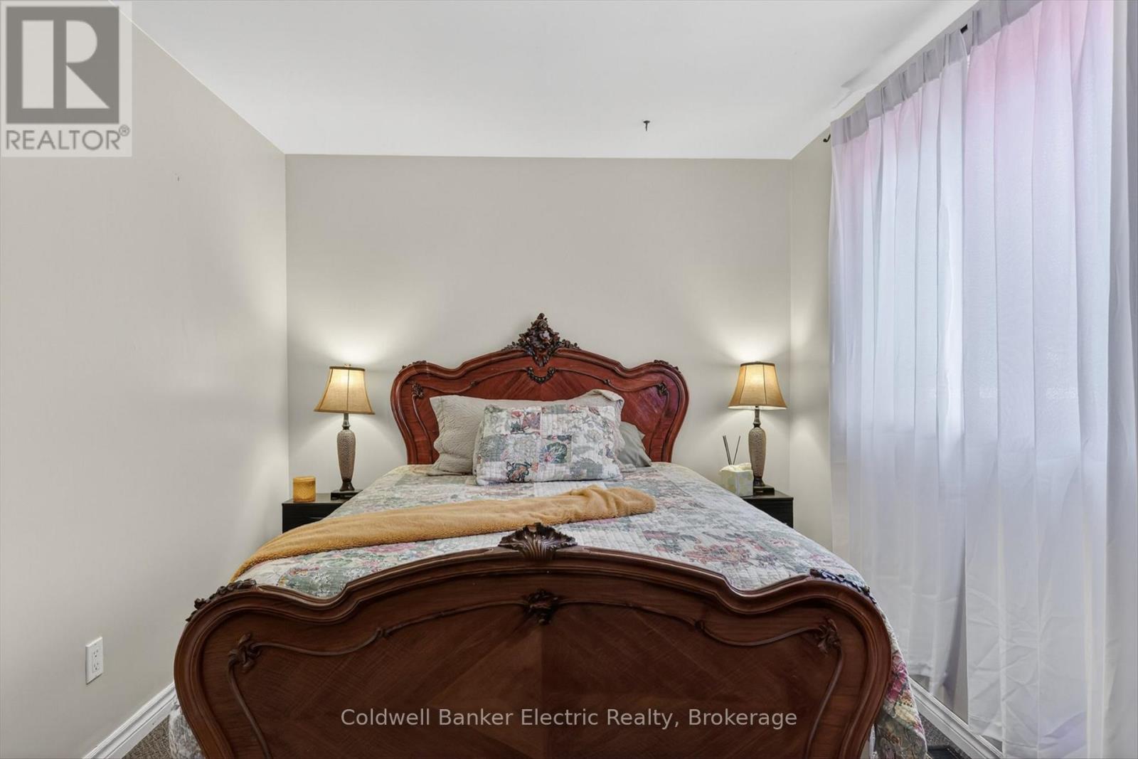668 Barbara Crescent, Peterborough (Otonabee Ward 1), ON