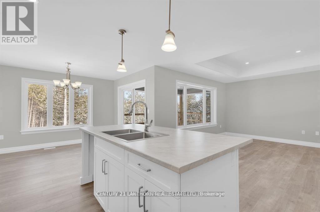 1039 Crookston Road, Centre Hastings, ON