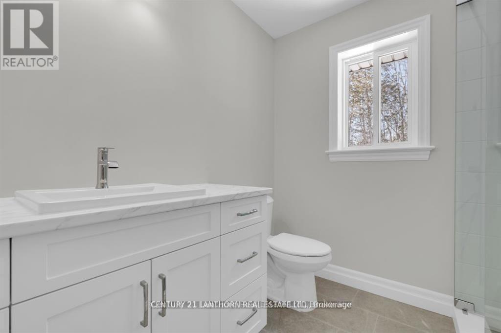 1039 Crookston Road, Centre Hastings, ON