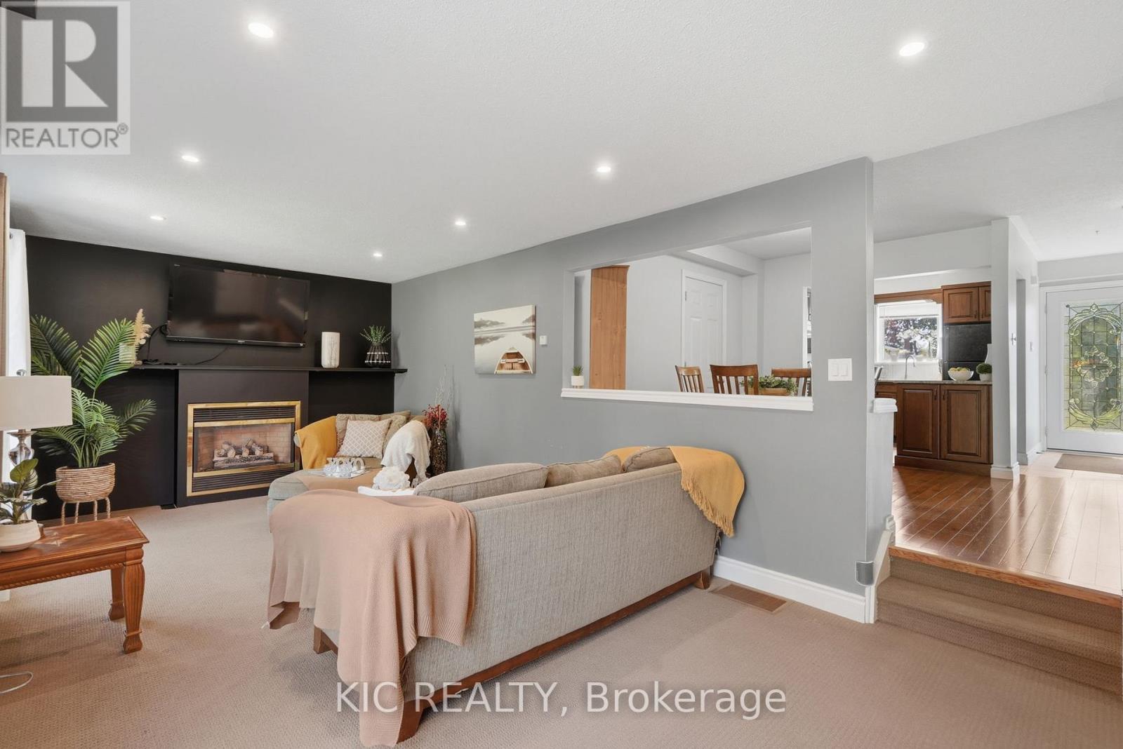 320 Centre Street, Shelburne, ON