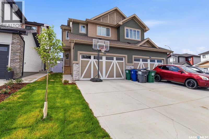 212 Myles Heidt Lane, Saskatoon, SK