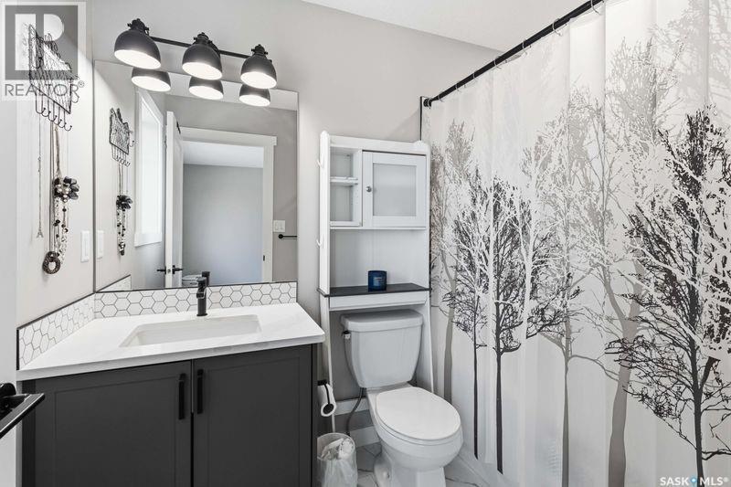 212 Myles Heidt Lane, Saskatoon, SK