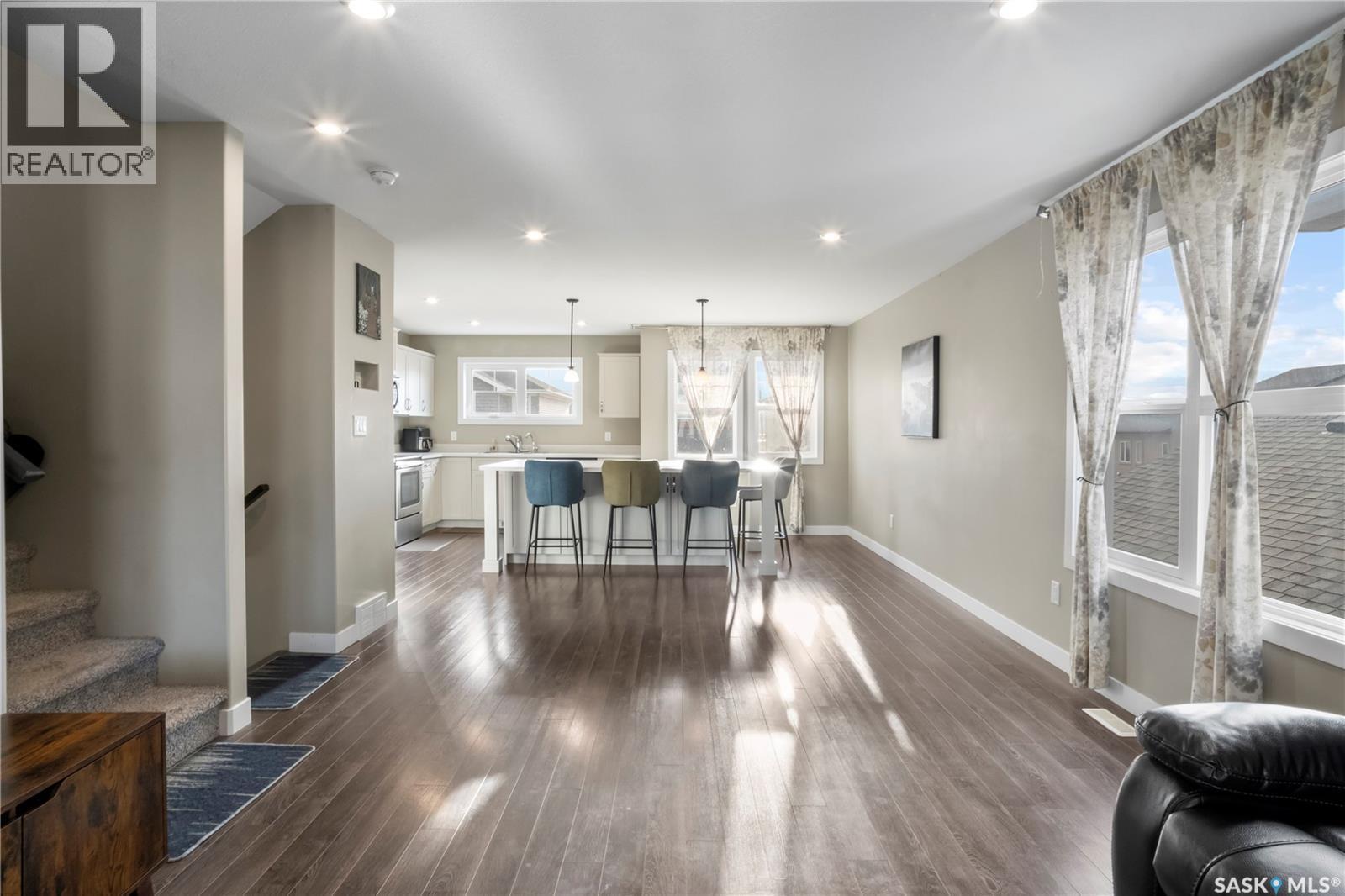 4073 Delhaye Way, Regina, SK - Indoor