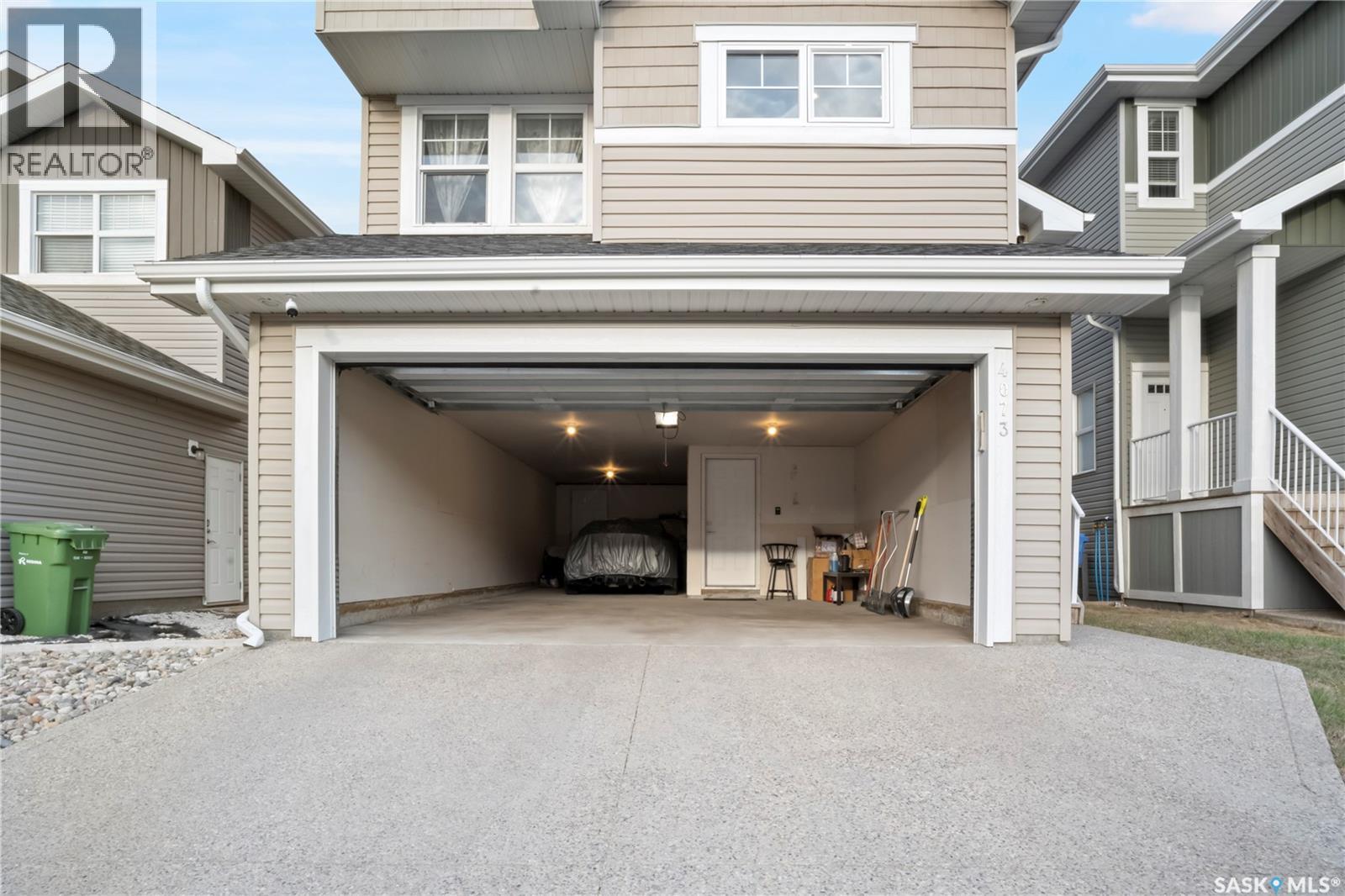 4073 Delhaye Way, Regina, SK - Outdoor With Exterior