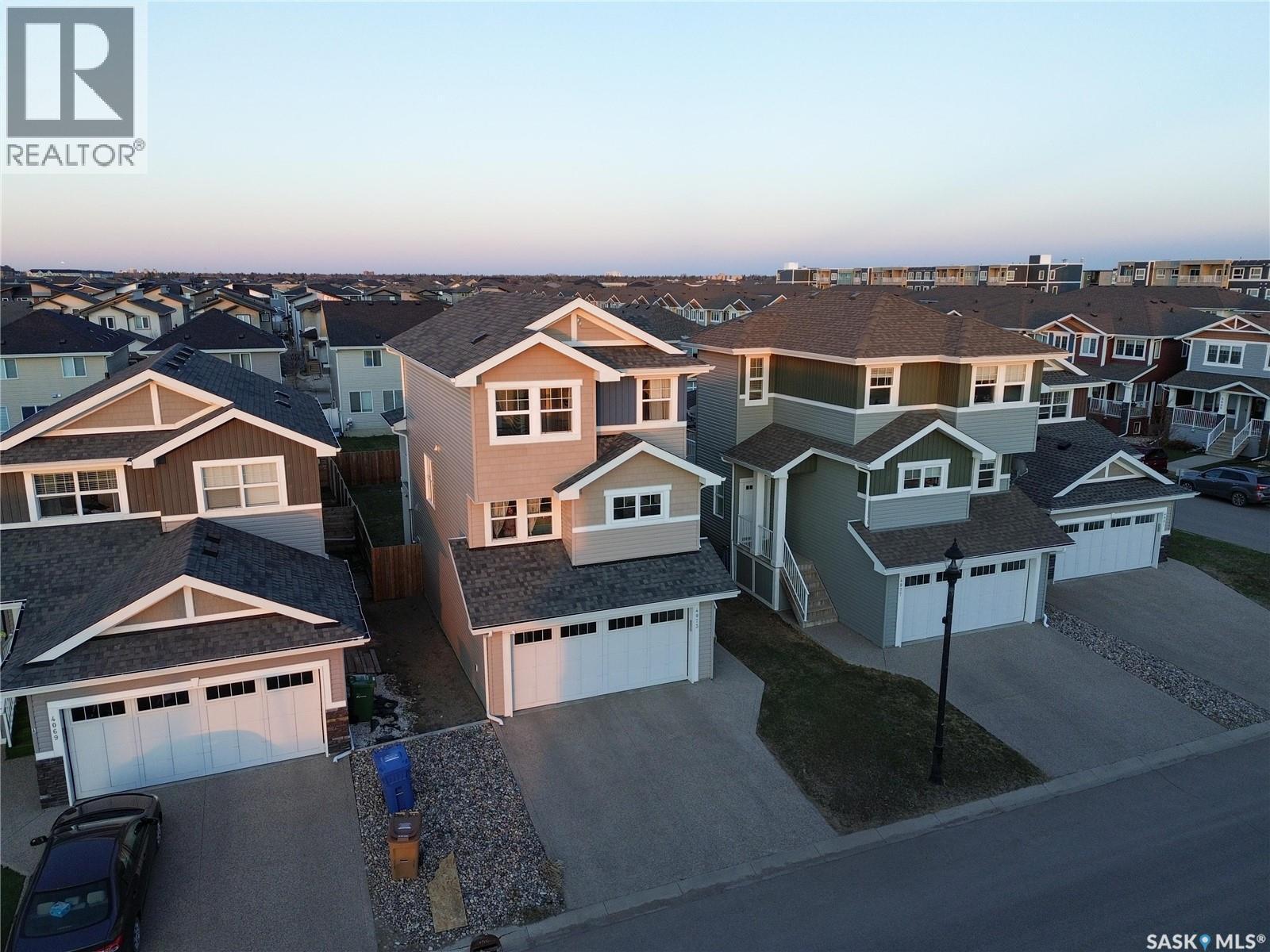 4073 Delhaye Way, Regina, SK - Outdoor With Facade