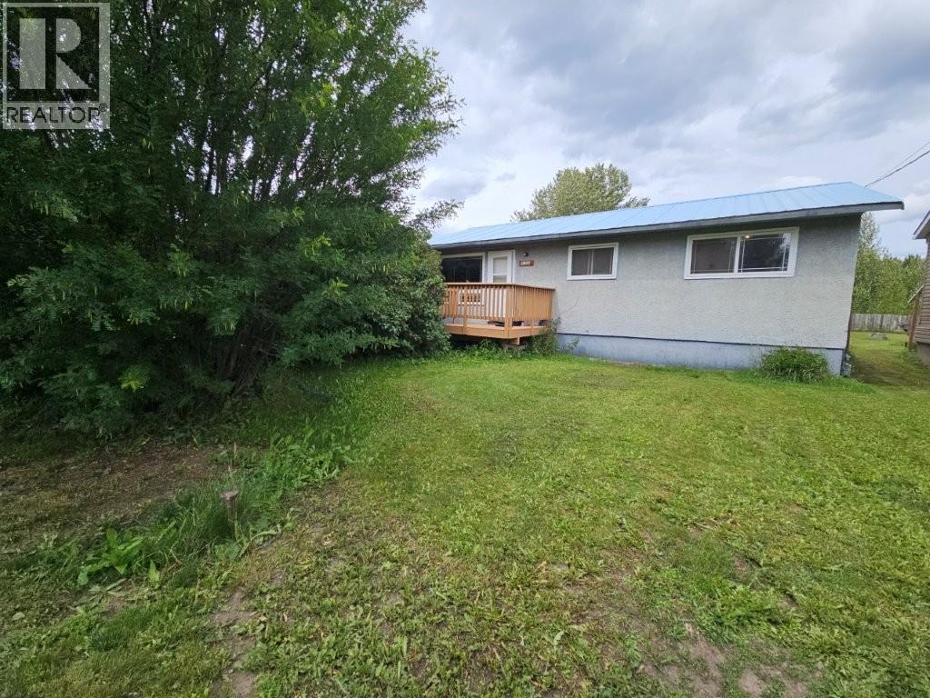 4756 Wabi Crescent, Chetwynd, BC - Outdoor