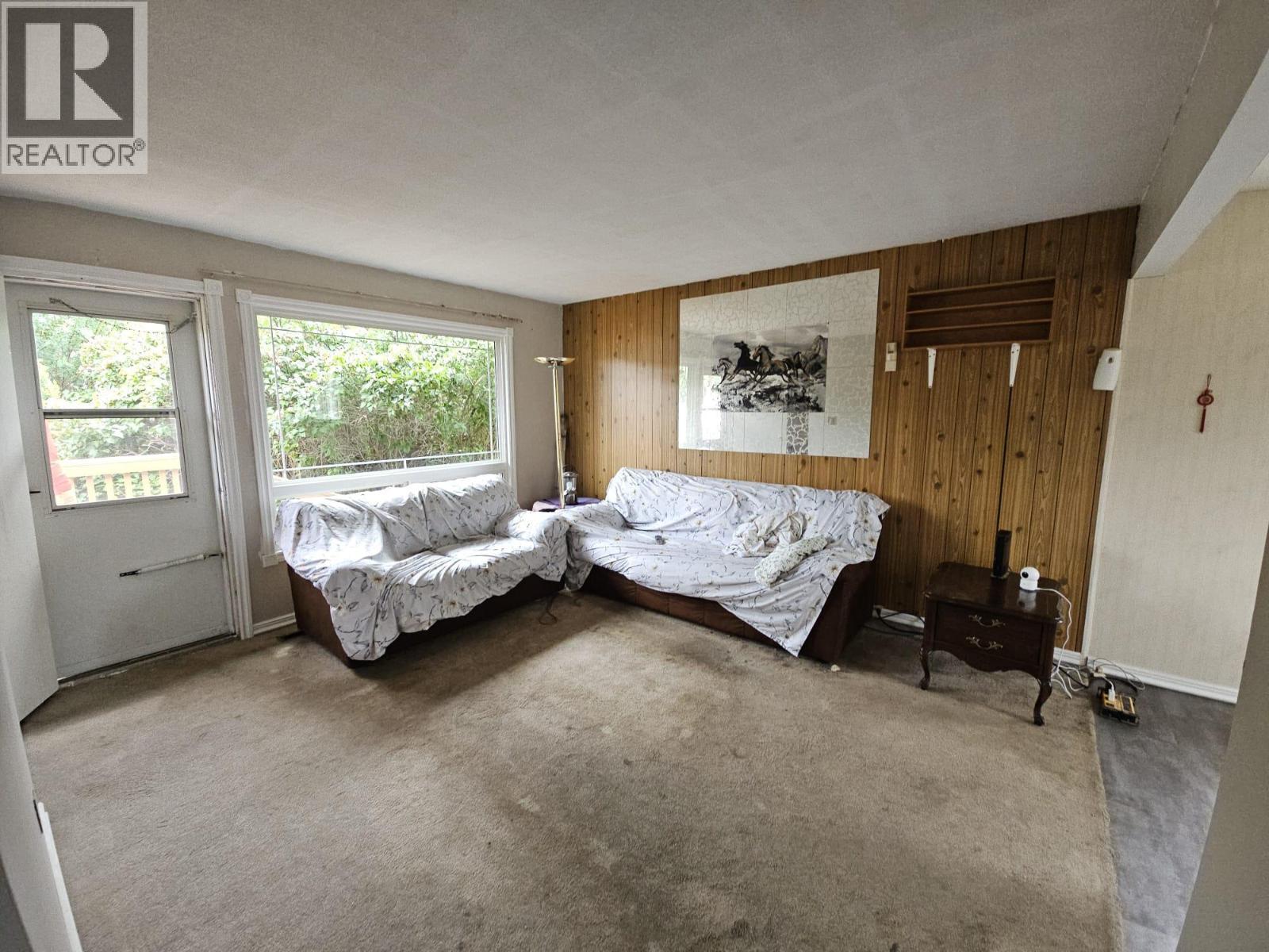 4756 Wabi Crescent, Chetwynd, BC - Indoor Photo Showing Bedroom