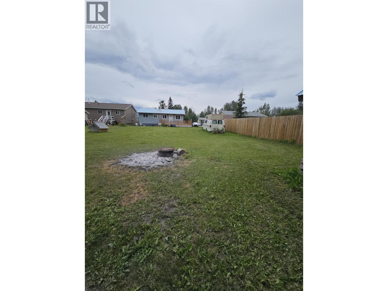 4756 Wabi Crescent, Chetwynd, BC - Outdoor