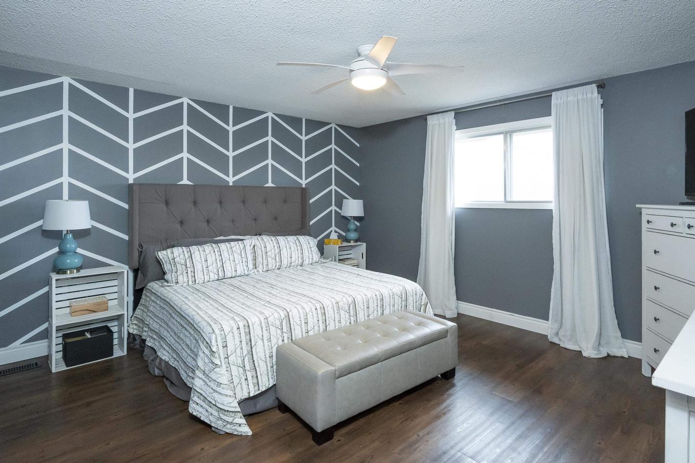 427 Frontenac Bay, Thunder Bay, ON - Indoor Photo Showing Bedroom