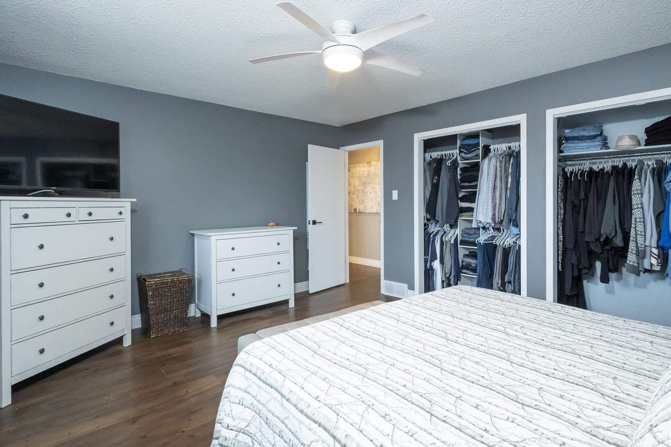 427 Frontenac Bay, Thunder Bay, ON - Indoor Photo Showing Bedroom