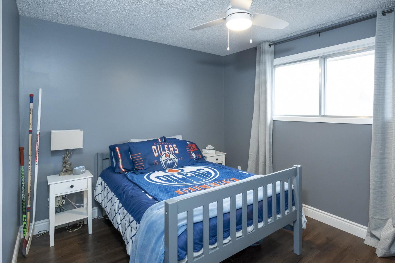 427 Frontenac Bay, Thunder Bay, ON - Indoor Photo Showing Bedroom