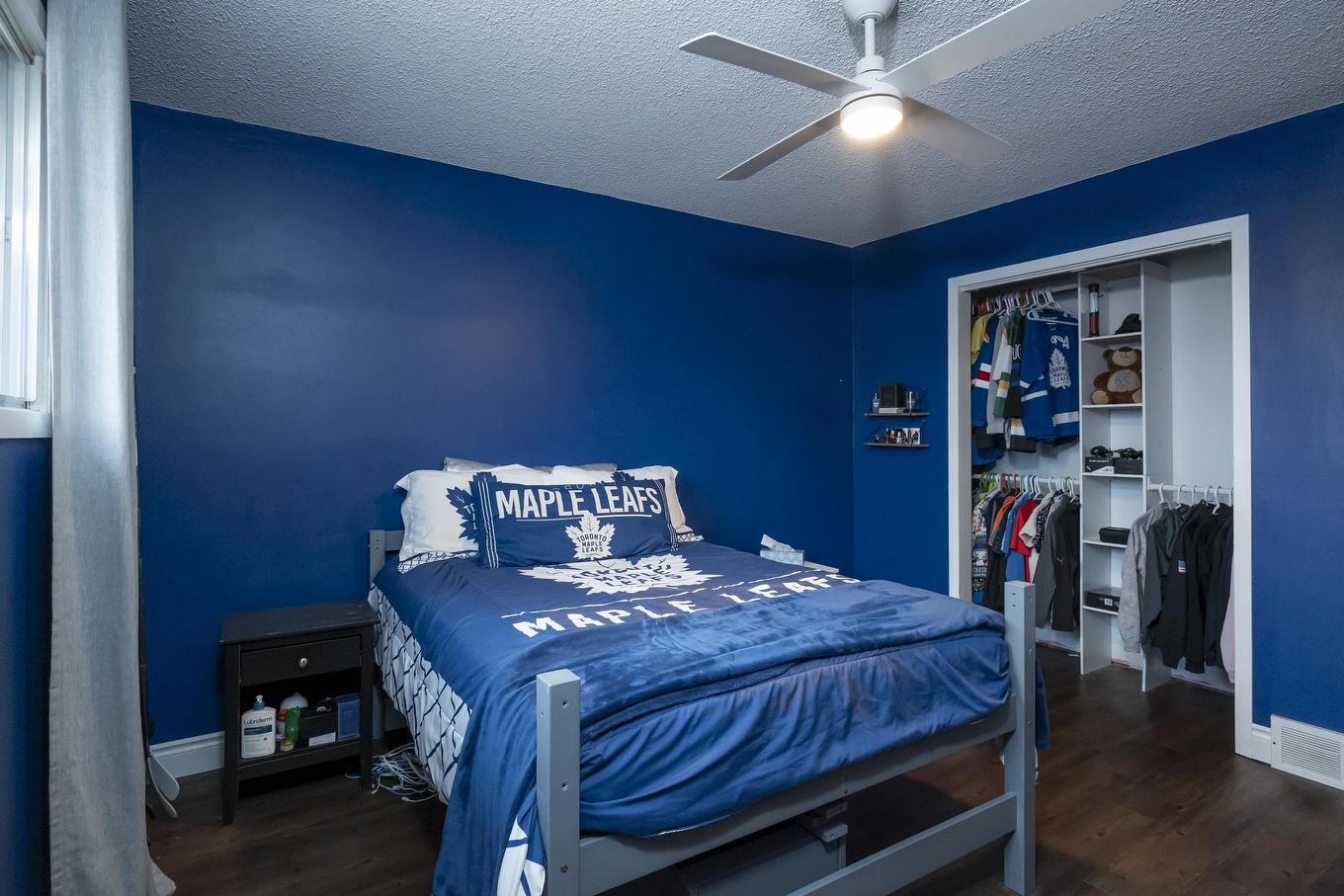 427 Frontenac Bay, Thunder Bay, ON - Indoor Photo Showing Bedroom