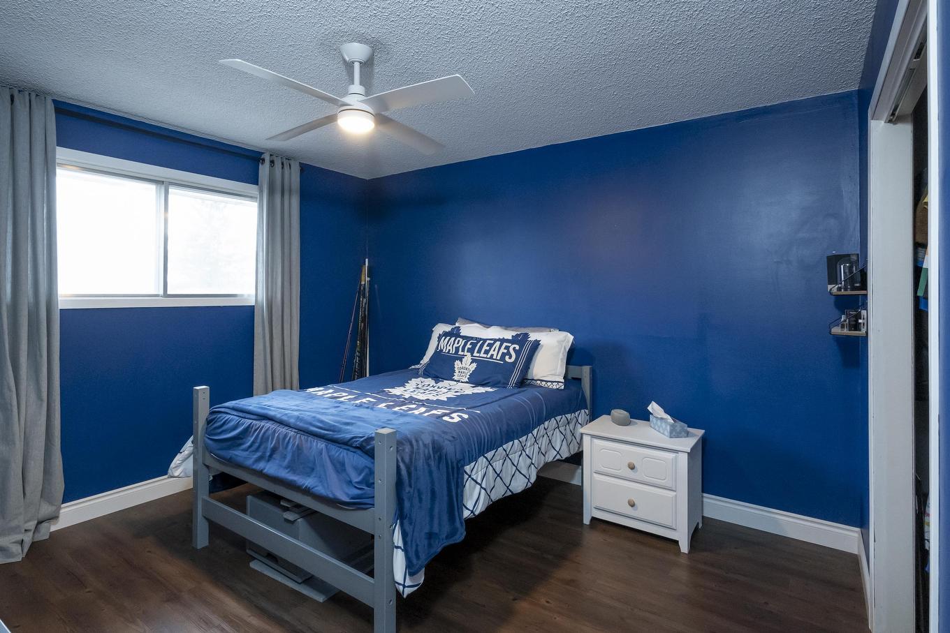 427 Frontenac Bay, Thunder Bay, ON - Indoor Photo Showing Bedroom