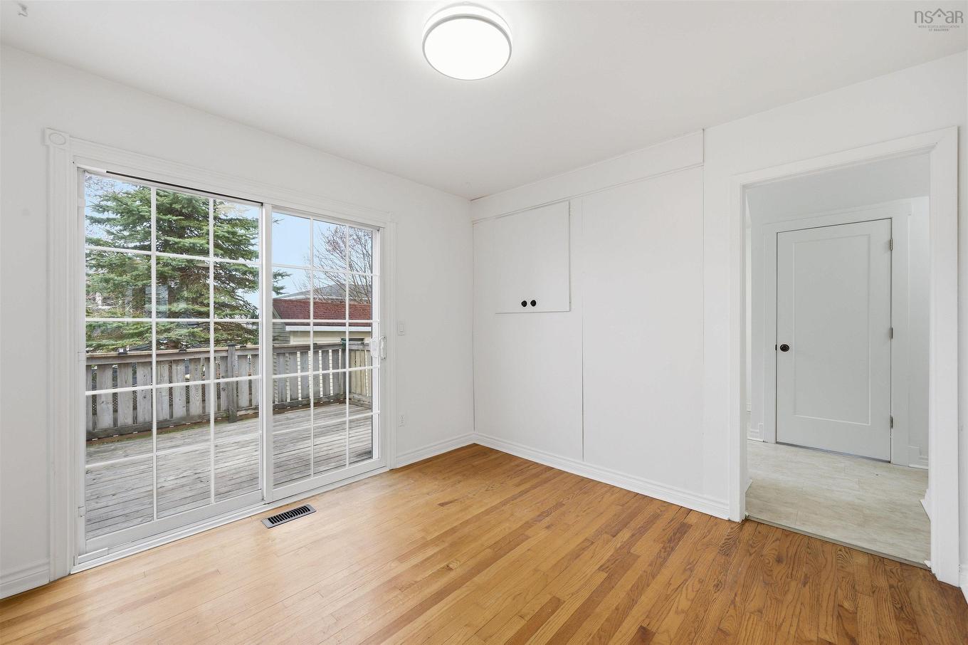 18 Roblea Drive, Dartmouth, NS