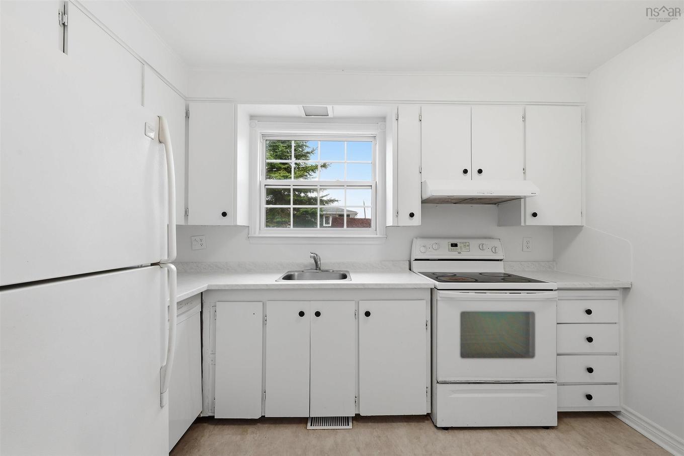 18 Roblea Drive, Dartmouth, NS