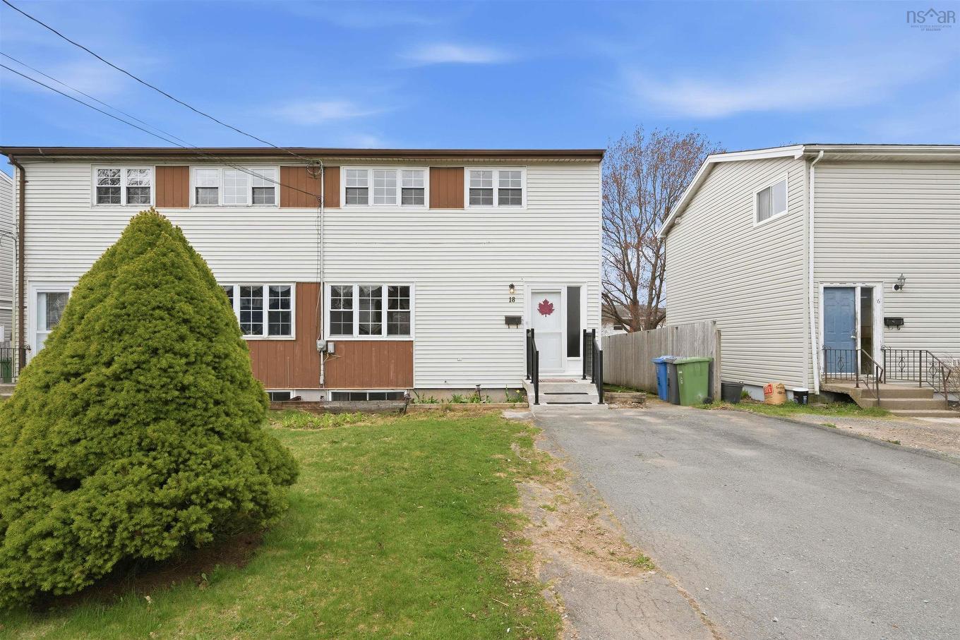 18 Roblea Drive, Dartmouth, NS