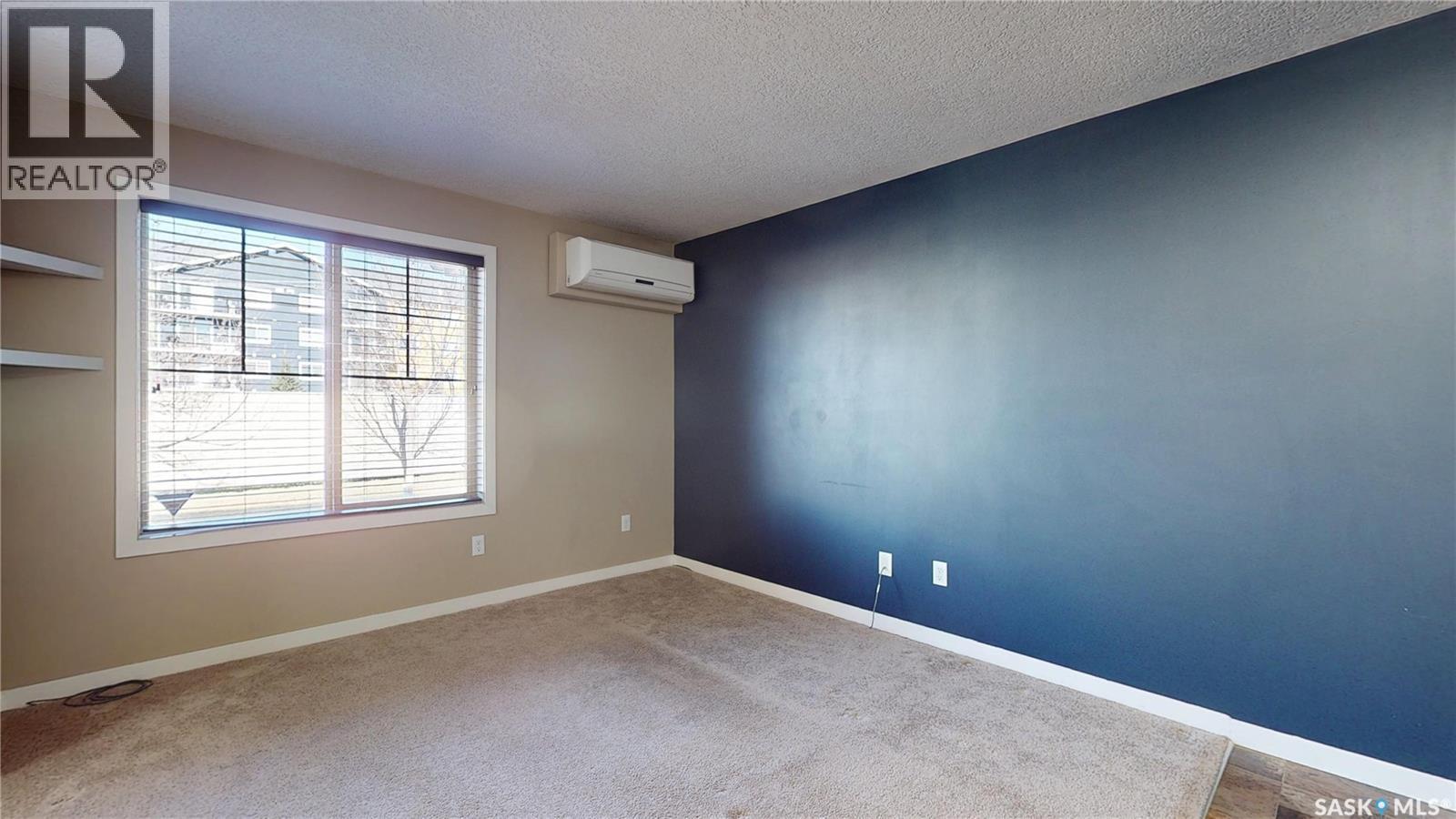29 5545 Blake Crescent, Regina, SK - Indoor Photo Showing Other Room