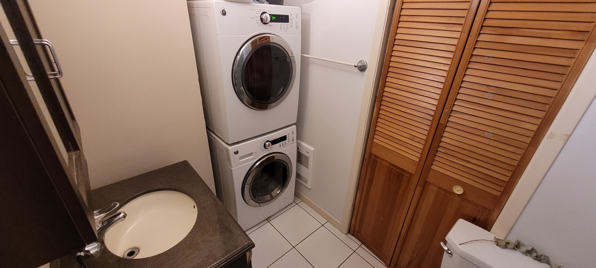 Loft - 6564A 20E Avenue, Montréal (Rosemont/La Petite-Patrie), QC - Indoor Photo Showing Laundry Room
