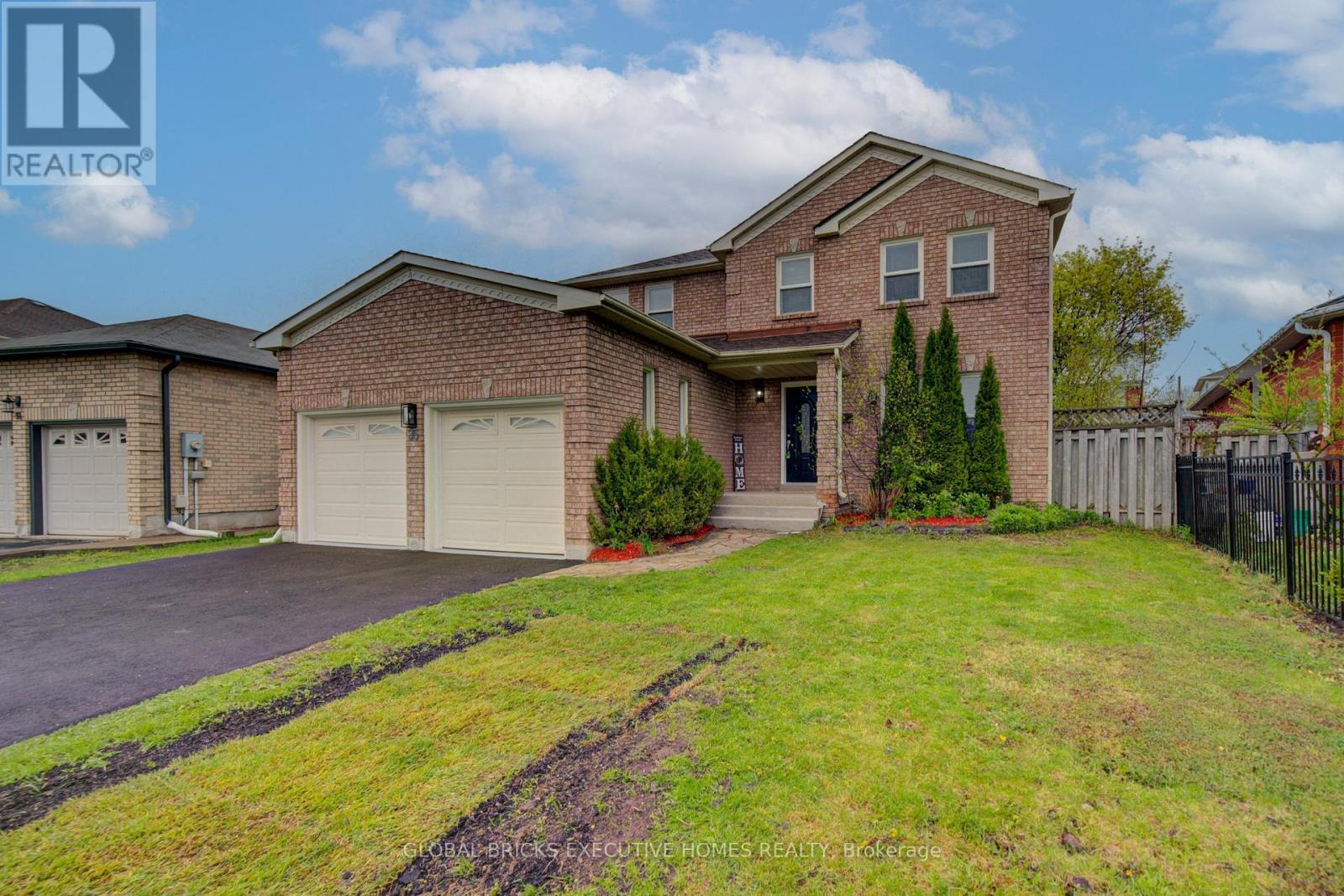 35 Attwood Drive, Cambridge, ON - Outdoor