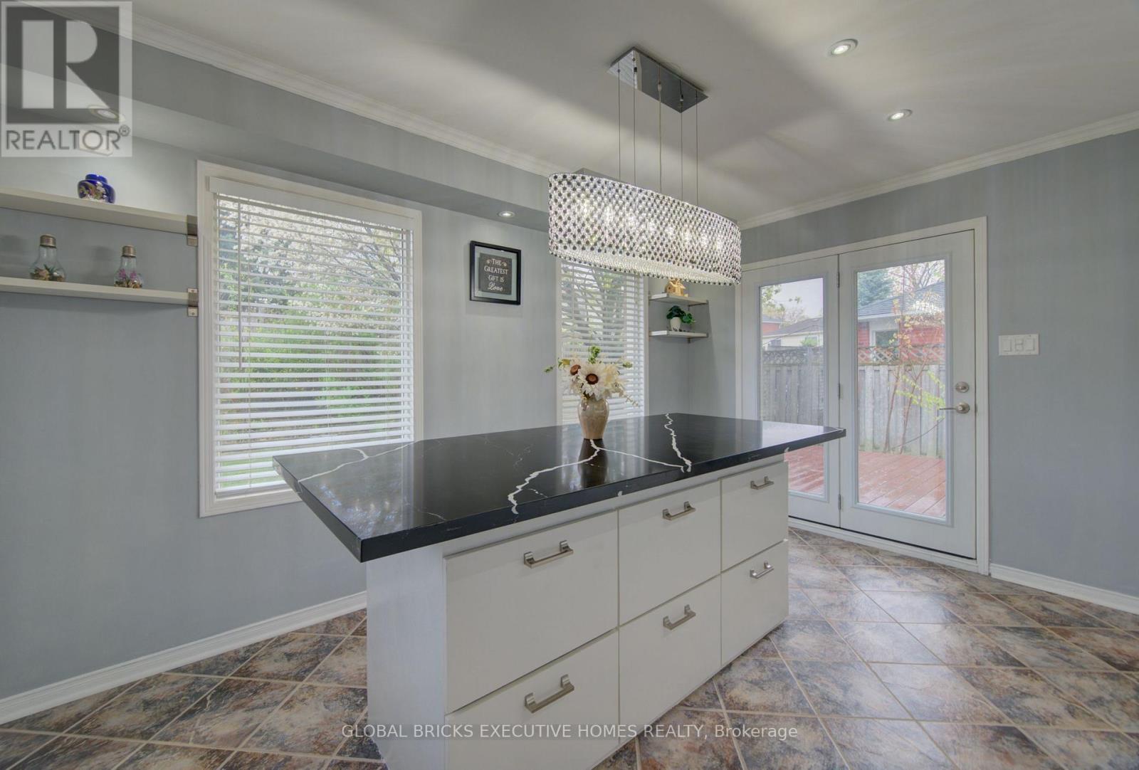 35 Attwood Drive, Cambridge, ON - Indoor