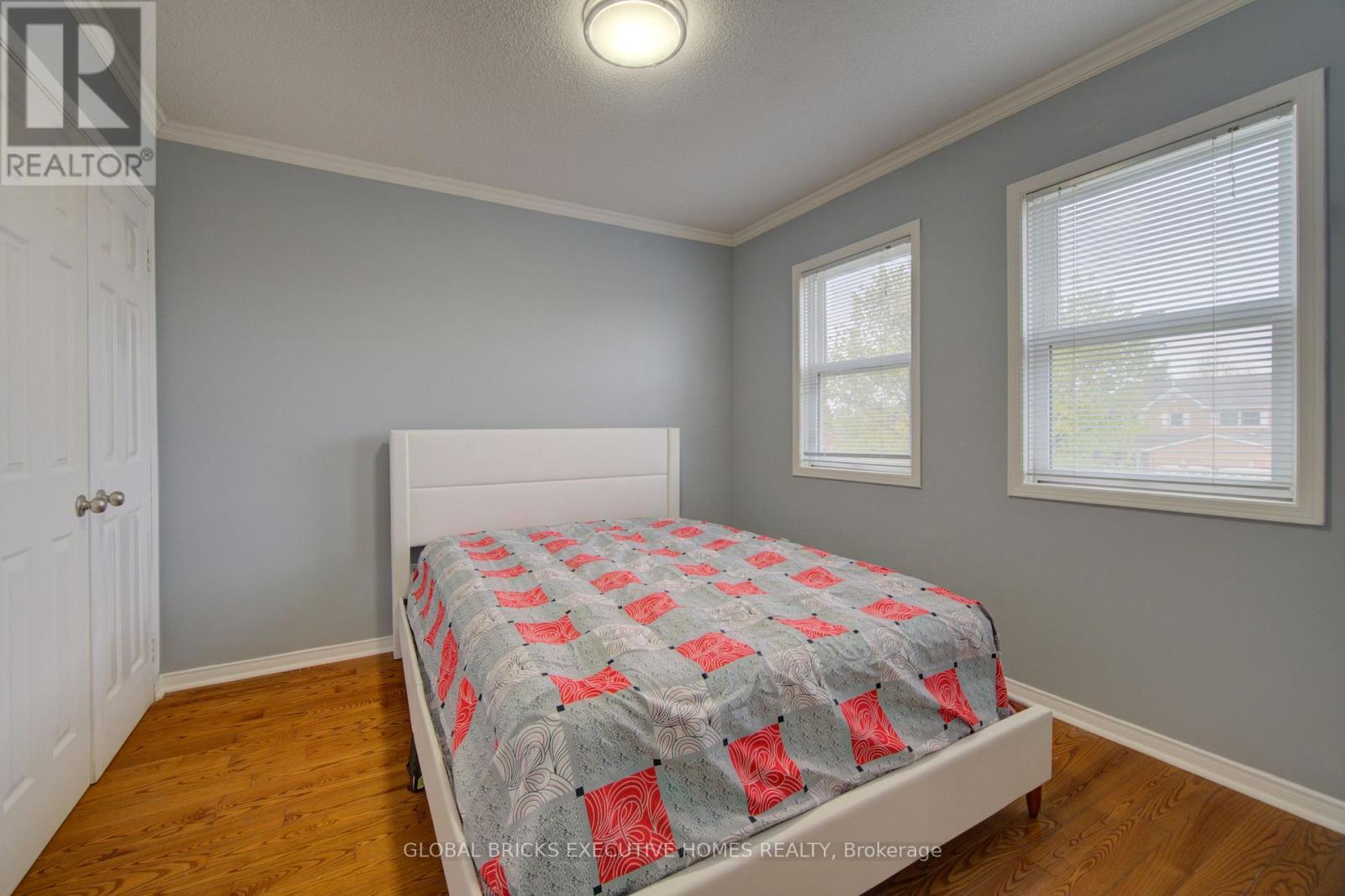 35 Attwood Drive, Cambridge, ON - Indoor Photo Showing Bedroom
