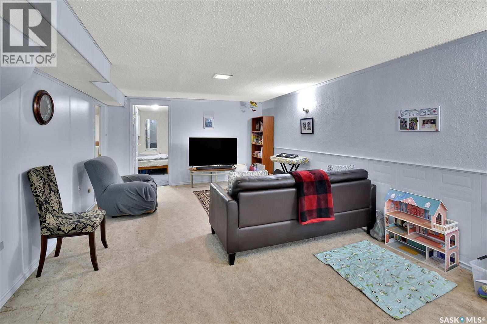 63 Spinks Drive, Saskatoon, SK - Indoor