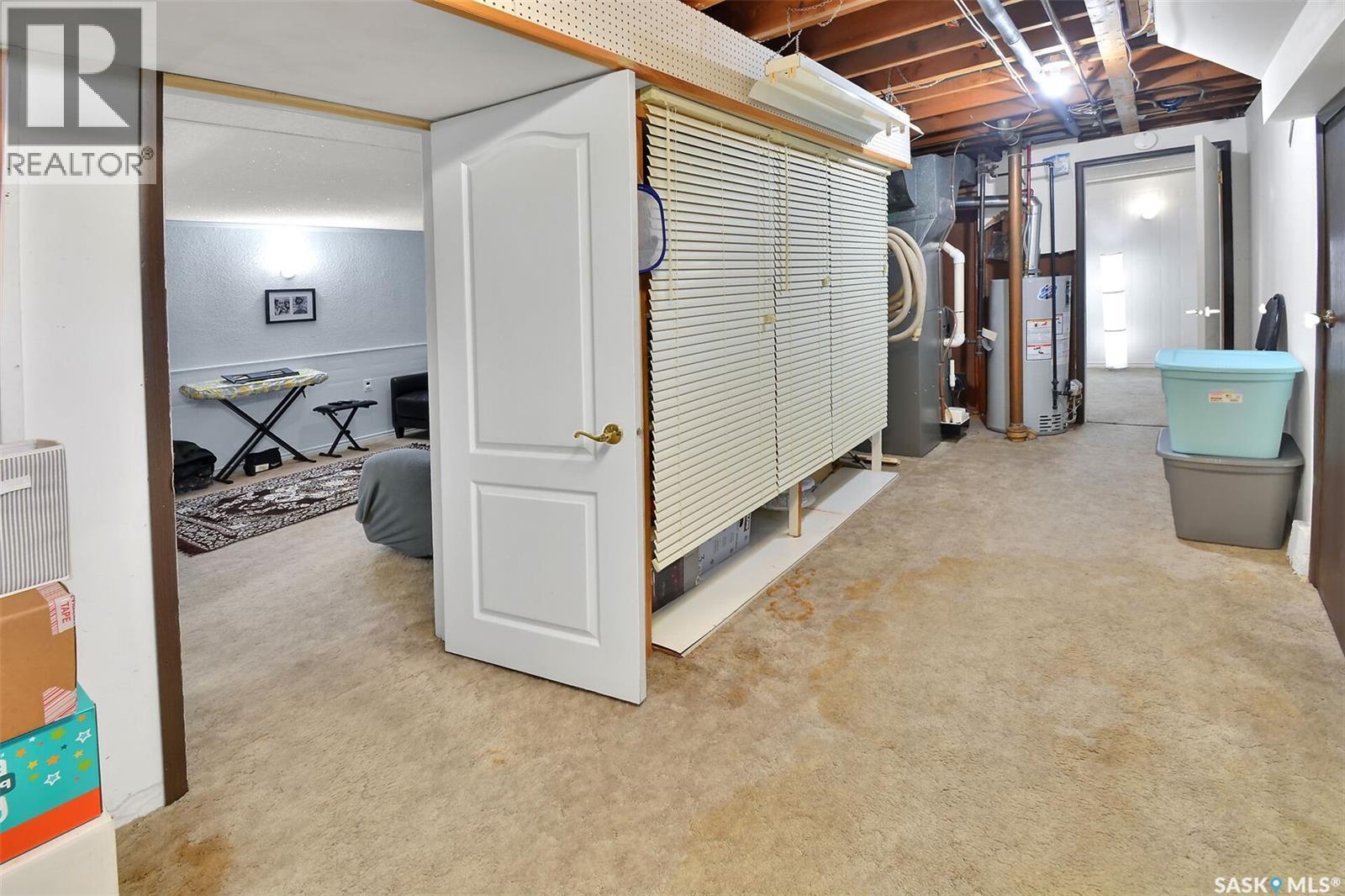 63 Spinks Drive, Saskatoon, SK - Indoor Photo Showing Other Room
