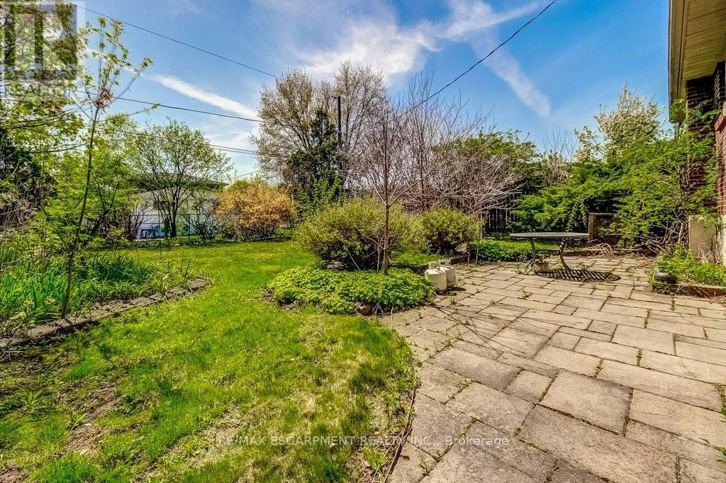 4356 Dublin Crescent, Burlington, ON - Outdoor