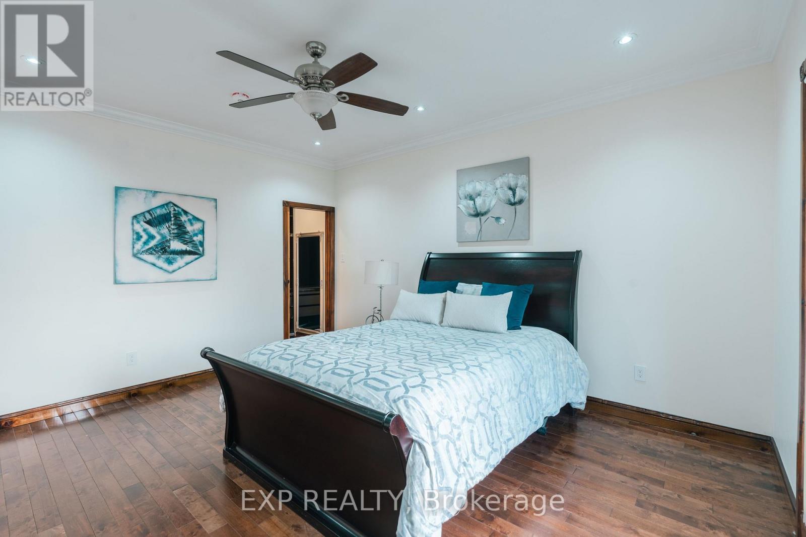 3257 Monica Drive, Mississauga, ON - Indoor Photo Showing Bedroom
