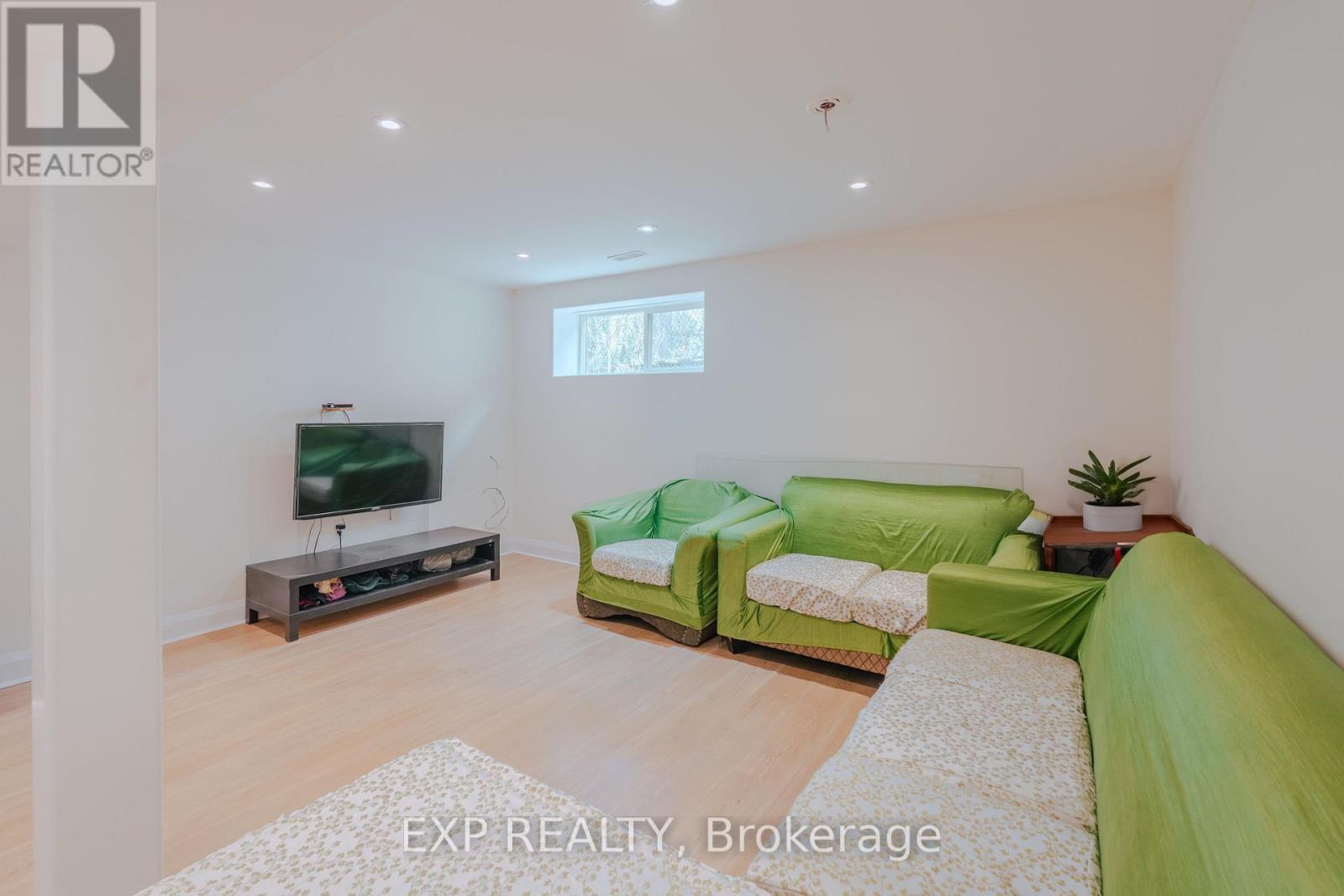 3257 Monica Drive, Mississauga, ON - Indoor