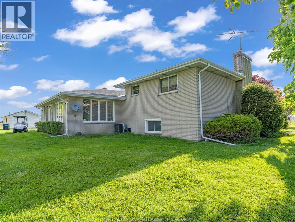 1919 Rochester Townline, Lakeshore, ON - Outdoor