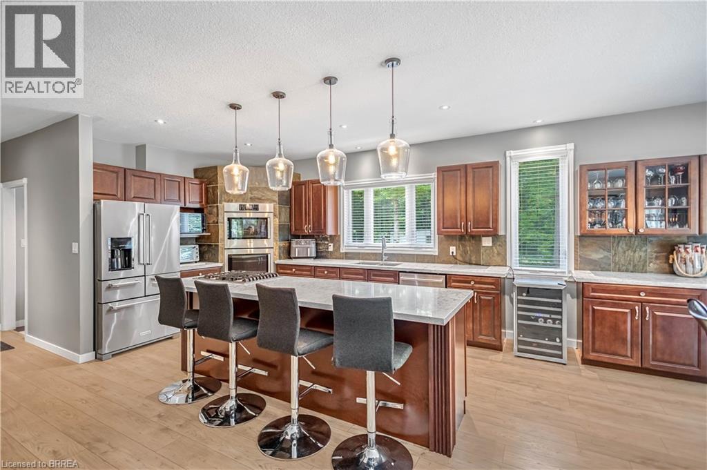 156 St Johns Road W, Simcoe, ON - Indoor Photo Showing Kitchen With Upgraded Kitchen