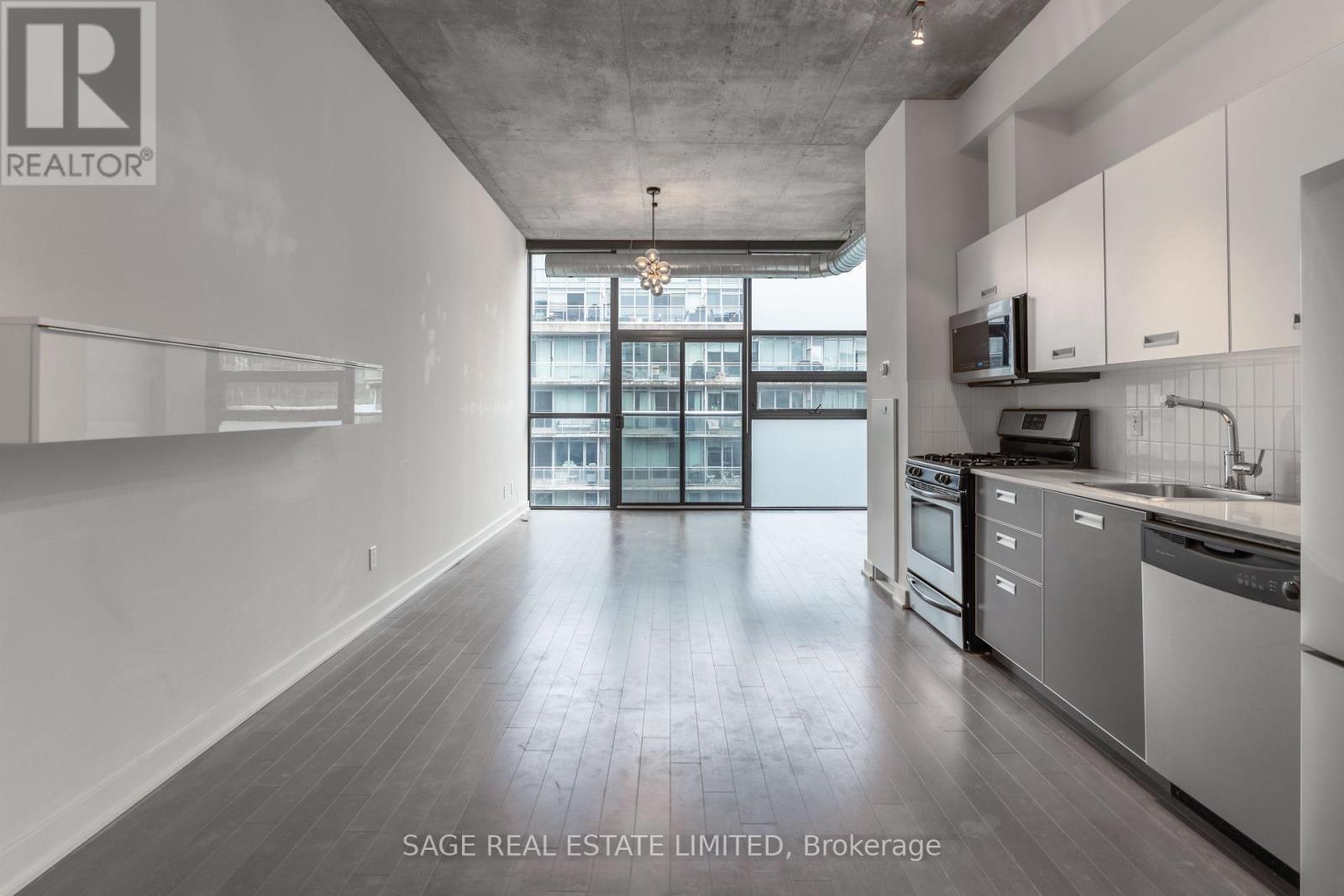 811 - 60 Bathurst Street, Toronto, ON - Indoor Photo Showing Kitchen