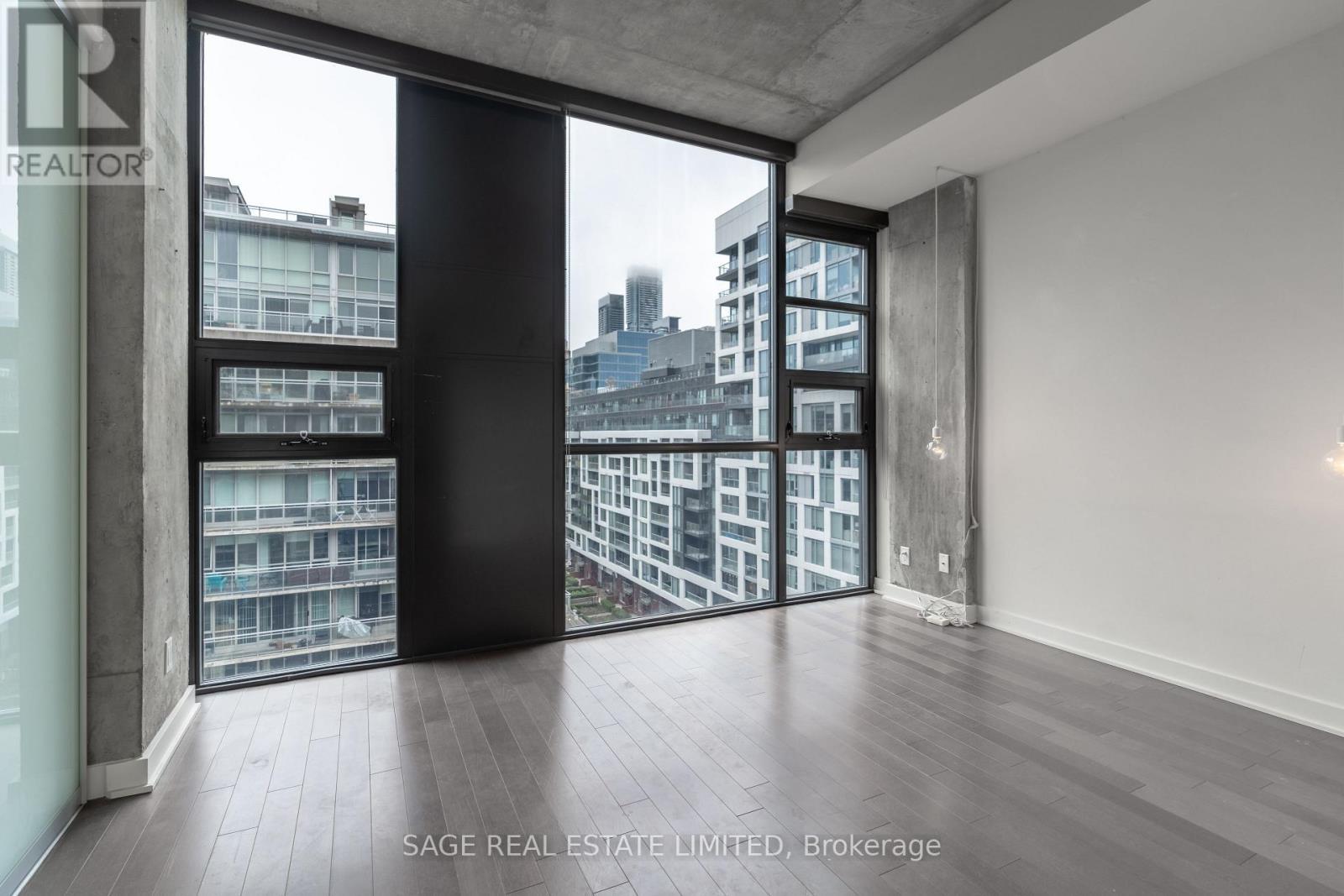 811 - 60 Bathurst Street, Toronto, ON - Indoor Photo Showing Other Room