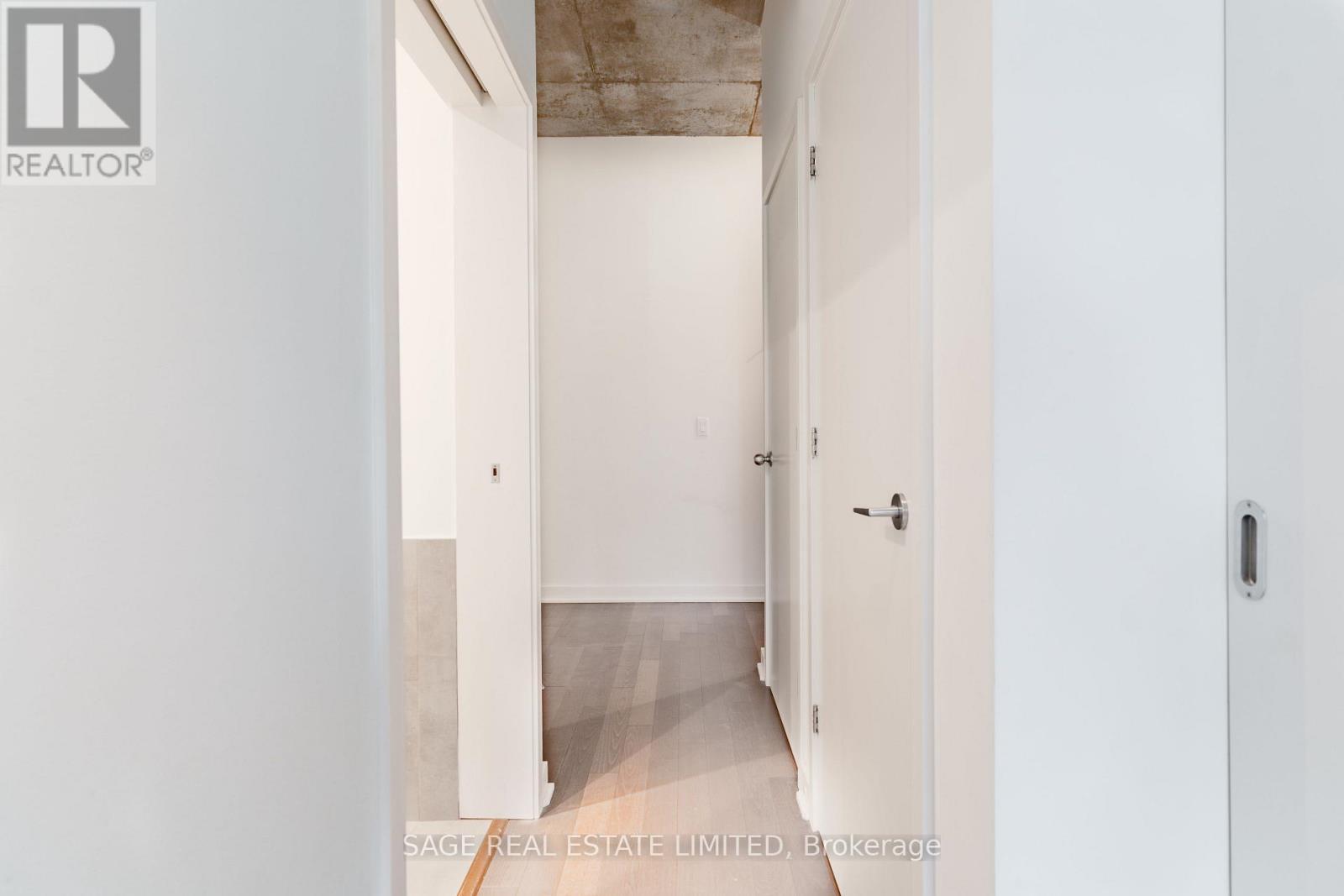 811 - 60 Bathurst Street, Toronto, ON - Indoor Photo Showing Other Room