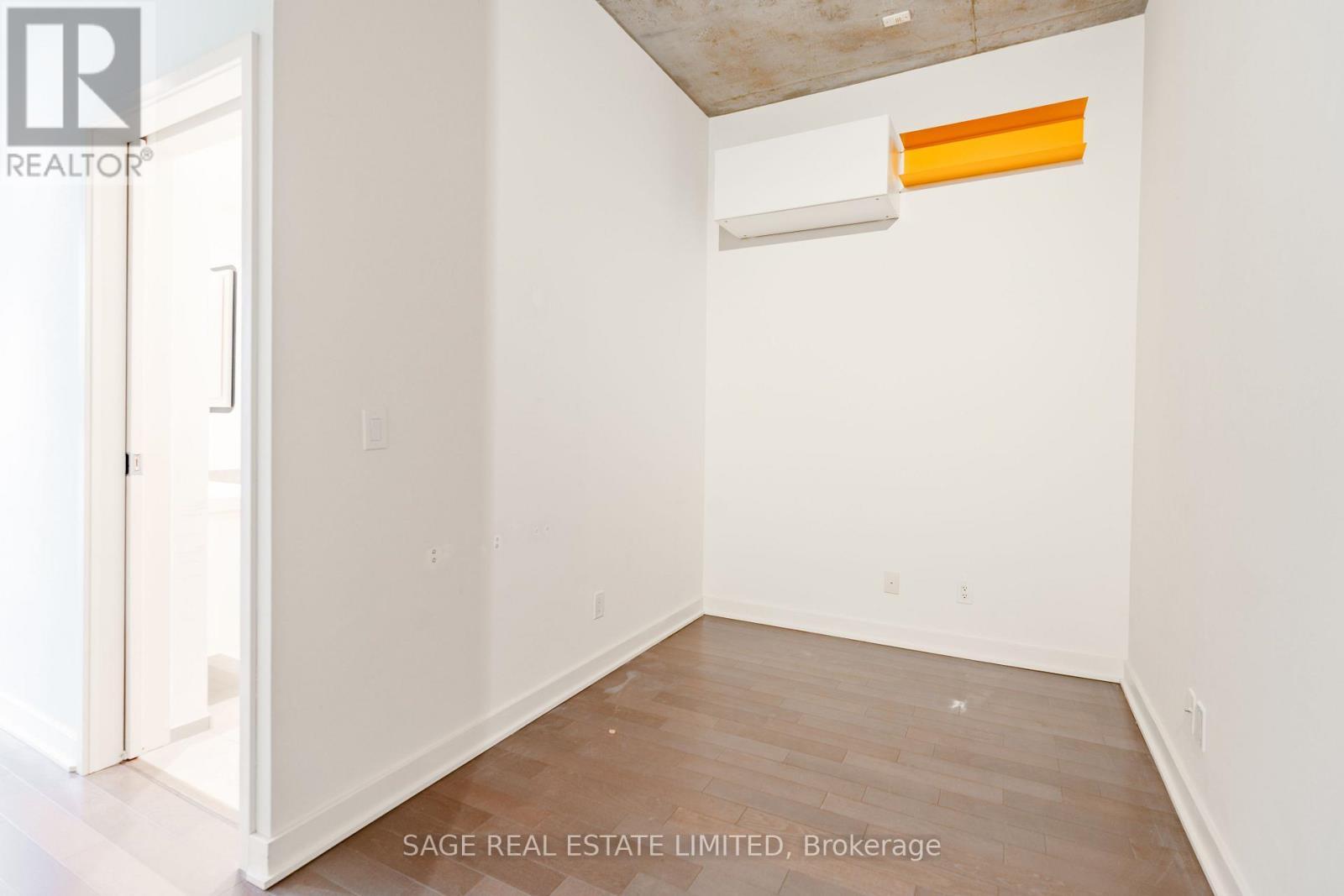 811 - 60 Bathurst Street, Toronto, ON - Indoor Photo Showing Other Room